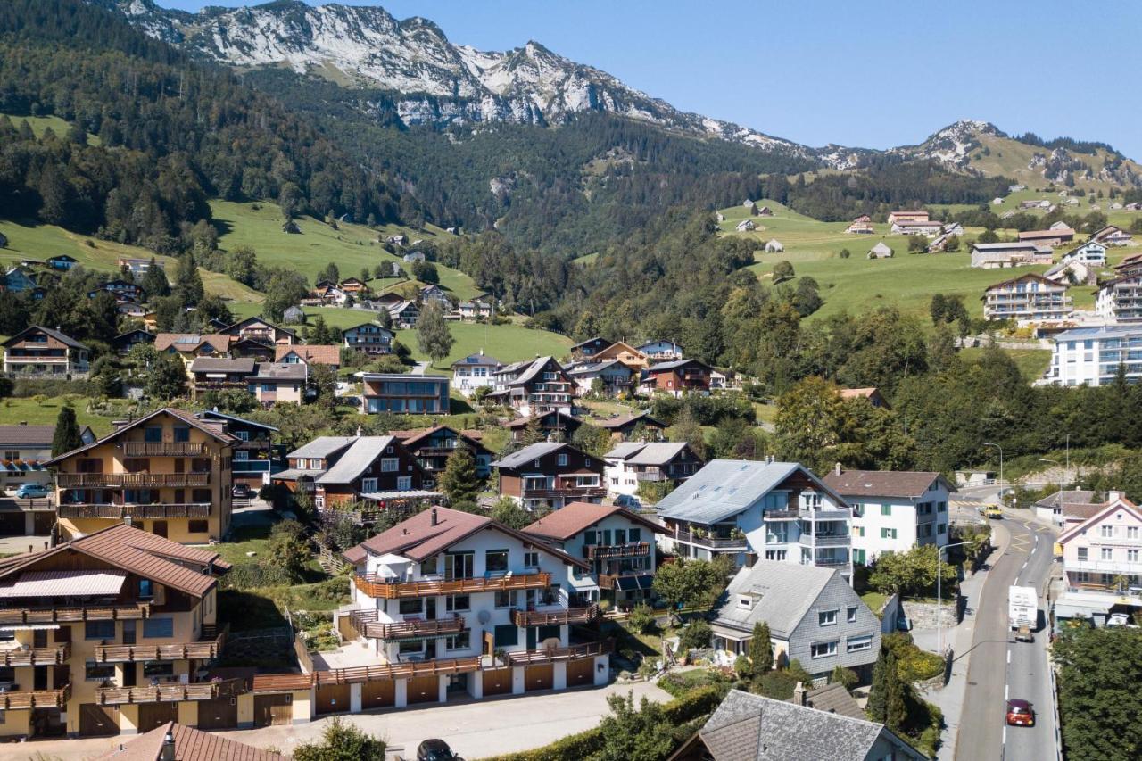 Apartment Penthouse Brugg อัมเดน ภายนอก รูปภาพ