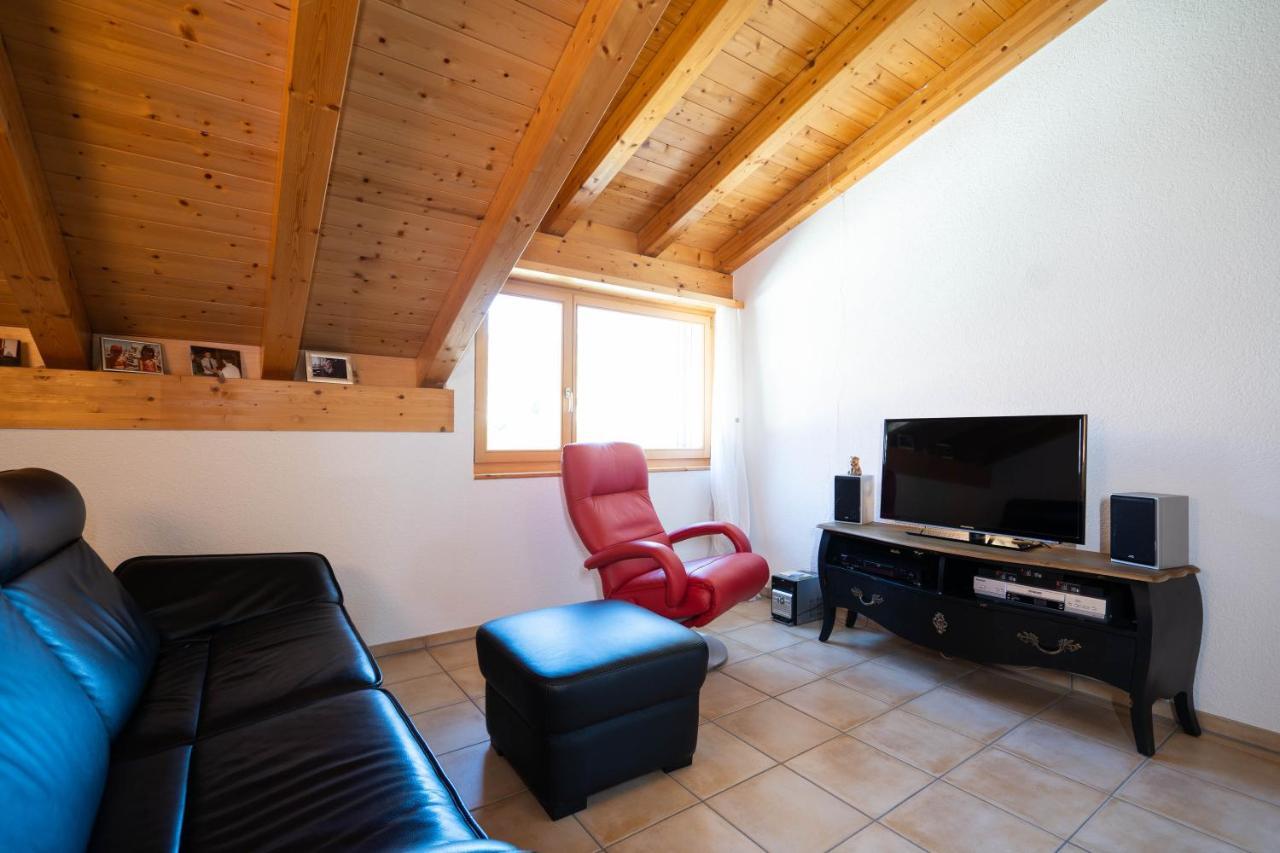 Apartment Penthouse Brugg อัมเดน ภายนอก รูปภาพ